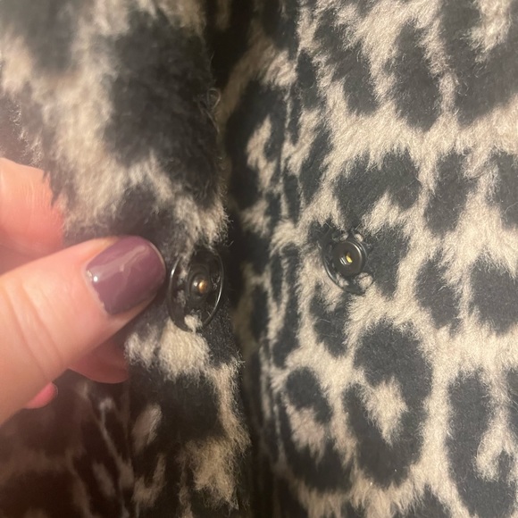 Harris Wharf London faux fur leopard coat - Picture 2 of 6